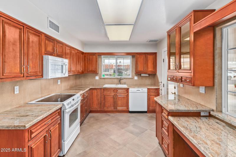 15 - Whispering Lake