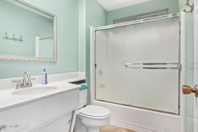 21 - Whispering Lake