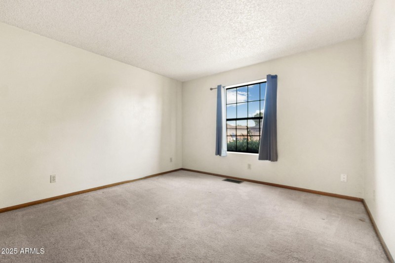 24_Guest Bedroom #1