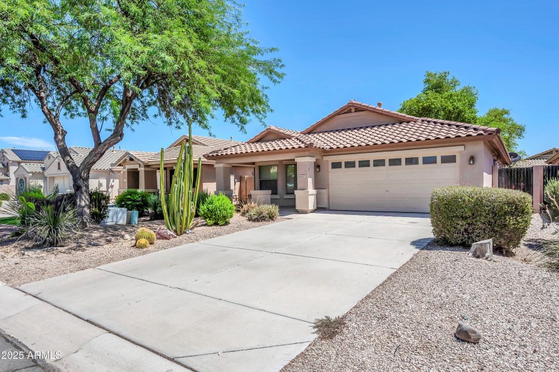4255 E Rock Dr-1