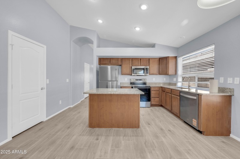 4255 E Rock Dr-14