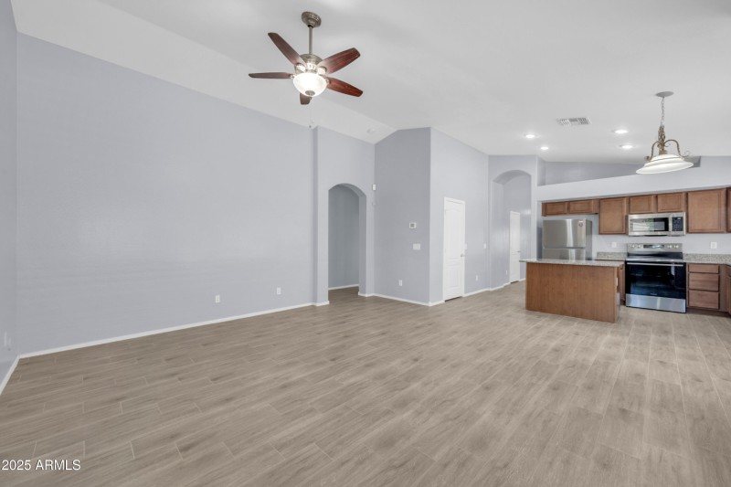 4255 E Rock Dr-15