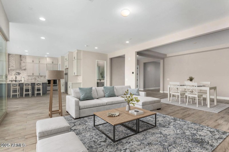 20250719032355526765000000-o (1)