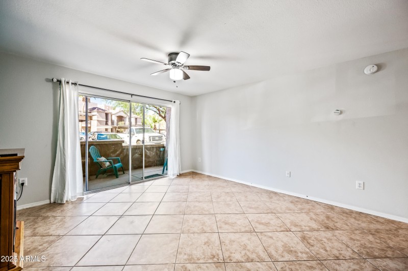 2-17017N12S1126-ocupix