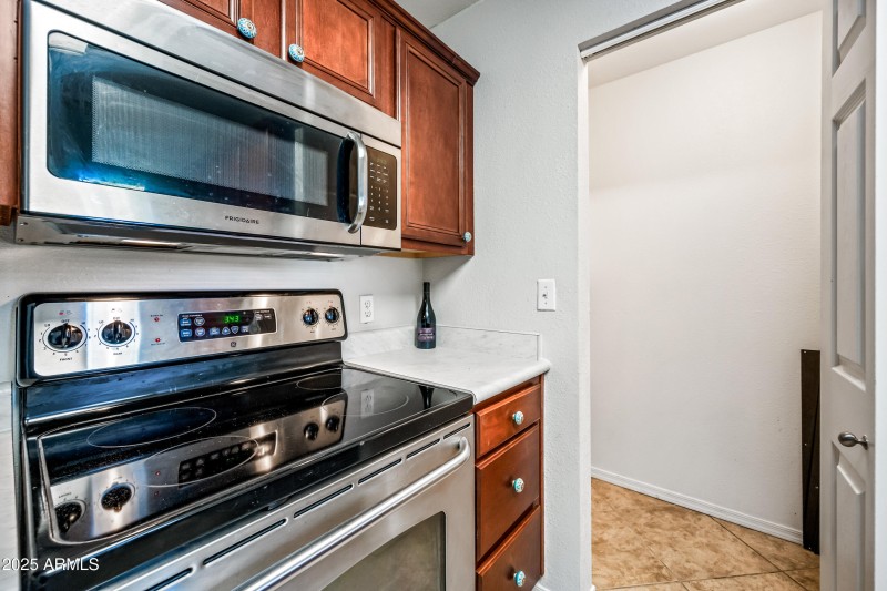 12-17017N12S1126-ocupix