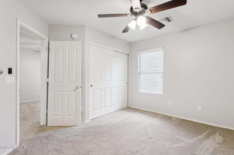 21-web-or-mls-46179-w-starlight-dr