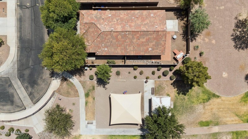 36-web-or-mls-46179-w-starlight-dr