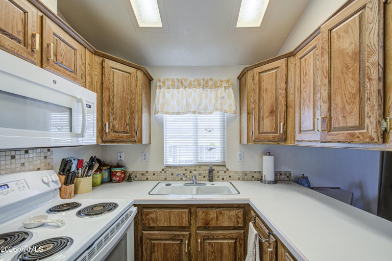 Kitchen 4