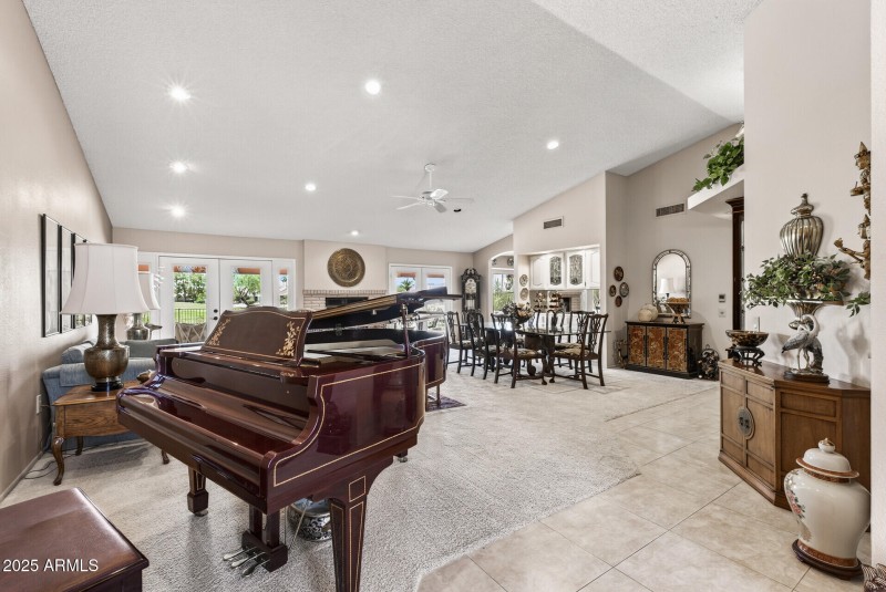 Vaulted Great Room