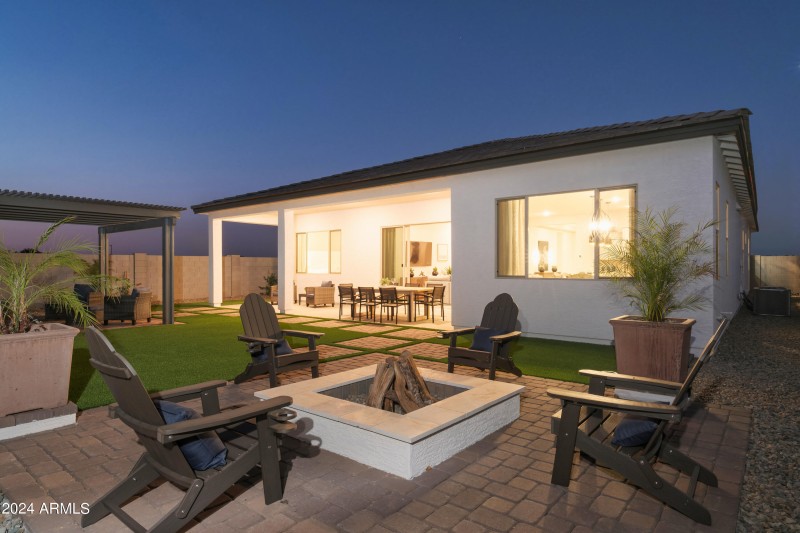 SAMPLE BACK YARD