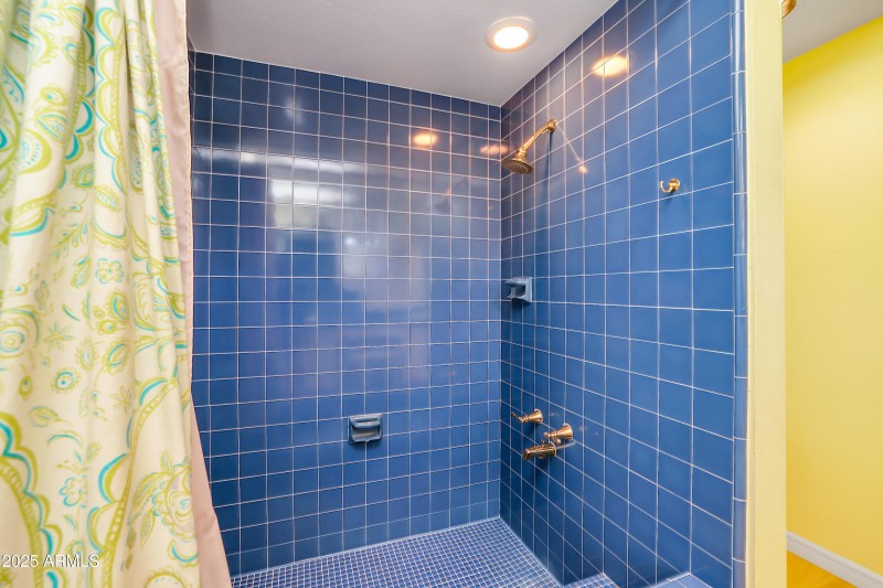 Jack and Jill Bath