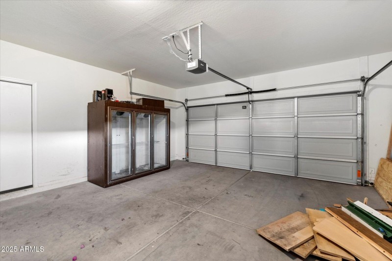 2-Car Garage