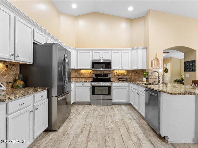 Under cabinet lights