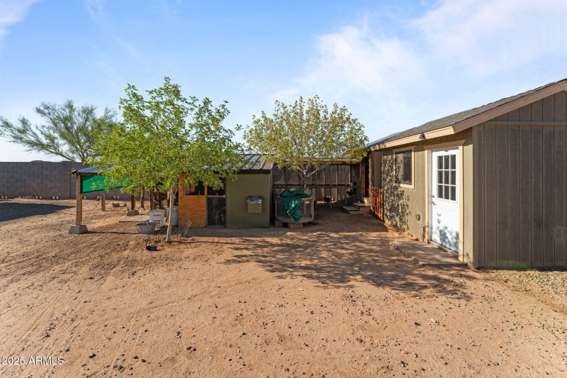 25516 W Hunter Dr