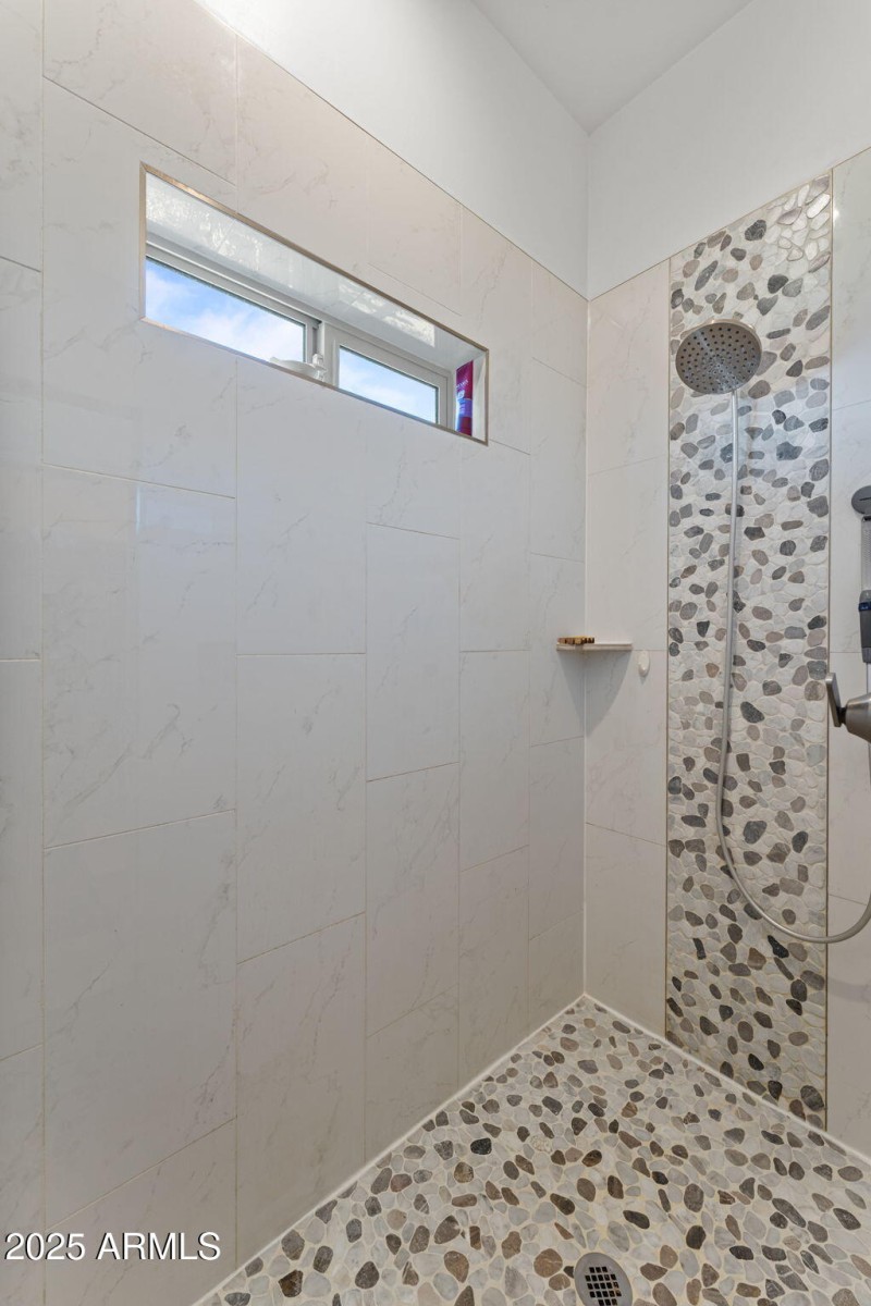 Primary en suite