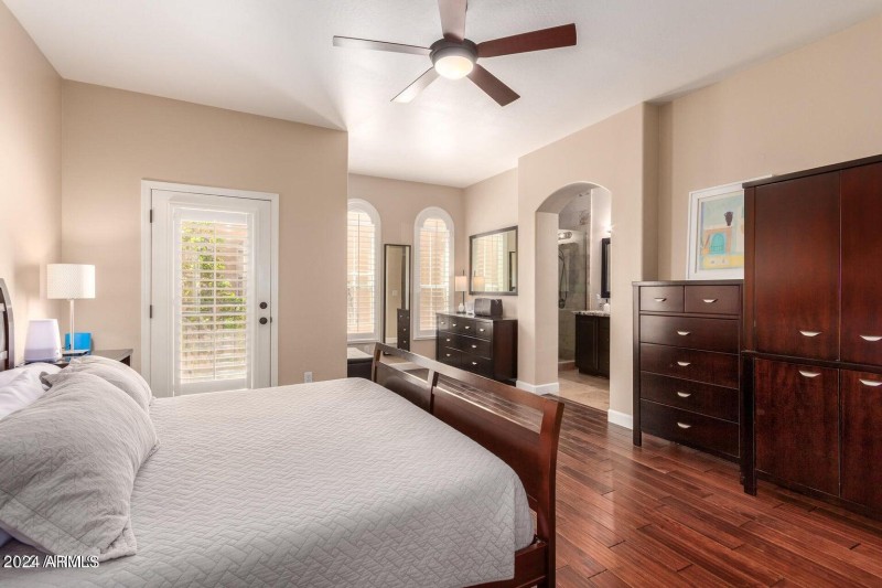 12-First master suite