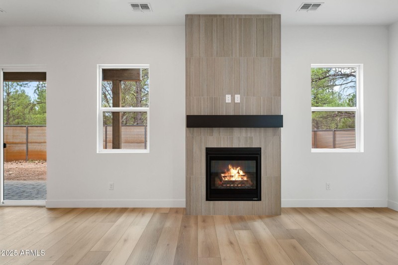 7-Fireplace