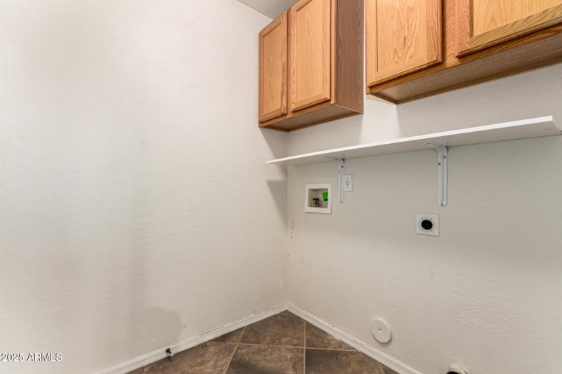 Port Royale Inside Laundry