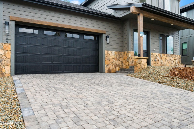 32-Garage