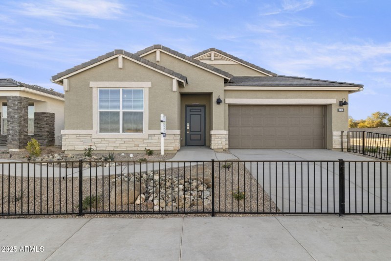 4-web-or-mls-9428-n-178th-dr