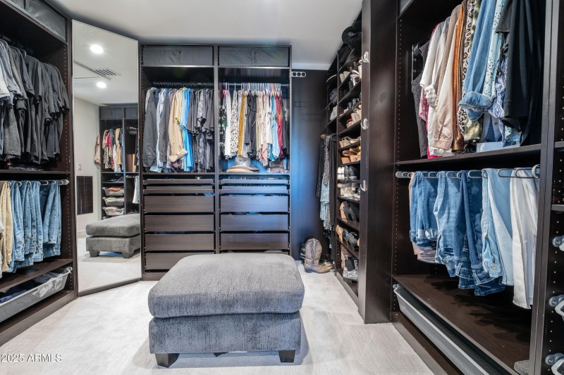 MasterCloset01