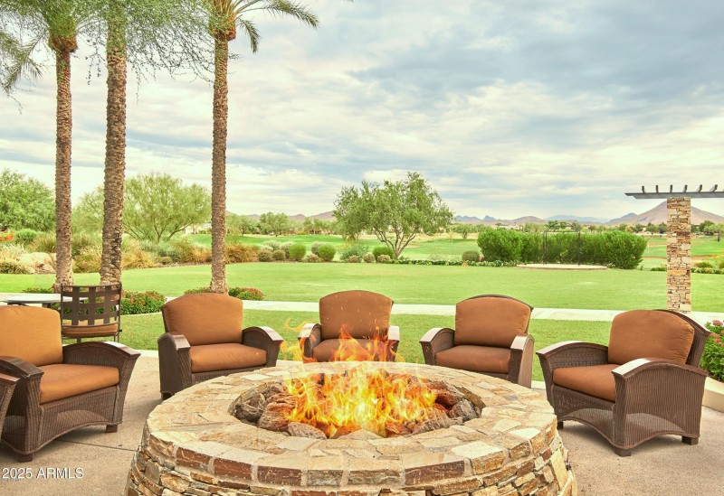 MEET NEW NEIGHBORS AT THE KIVA CLUB F