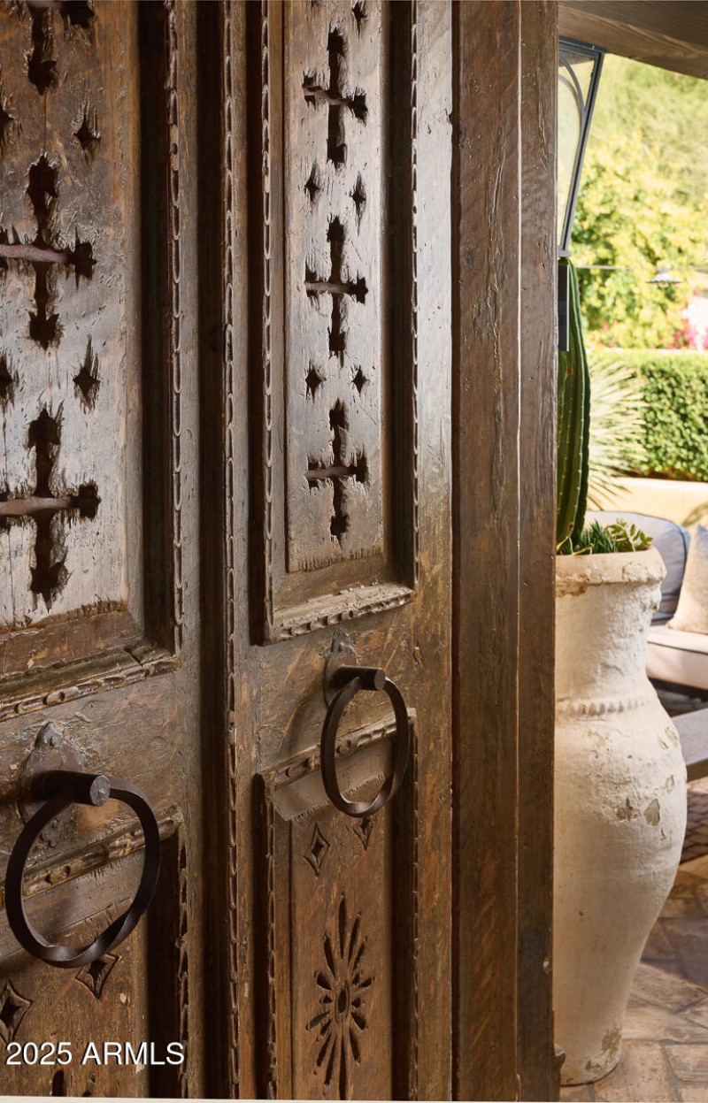 frontdoordetail