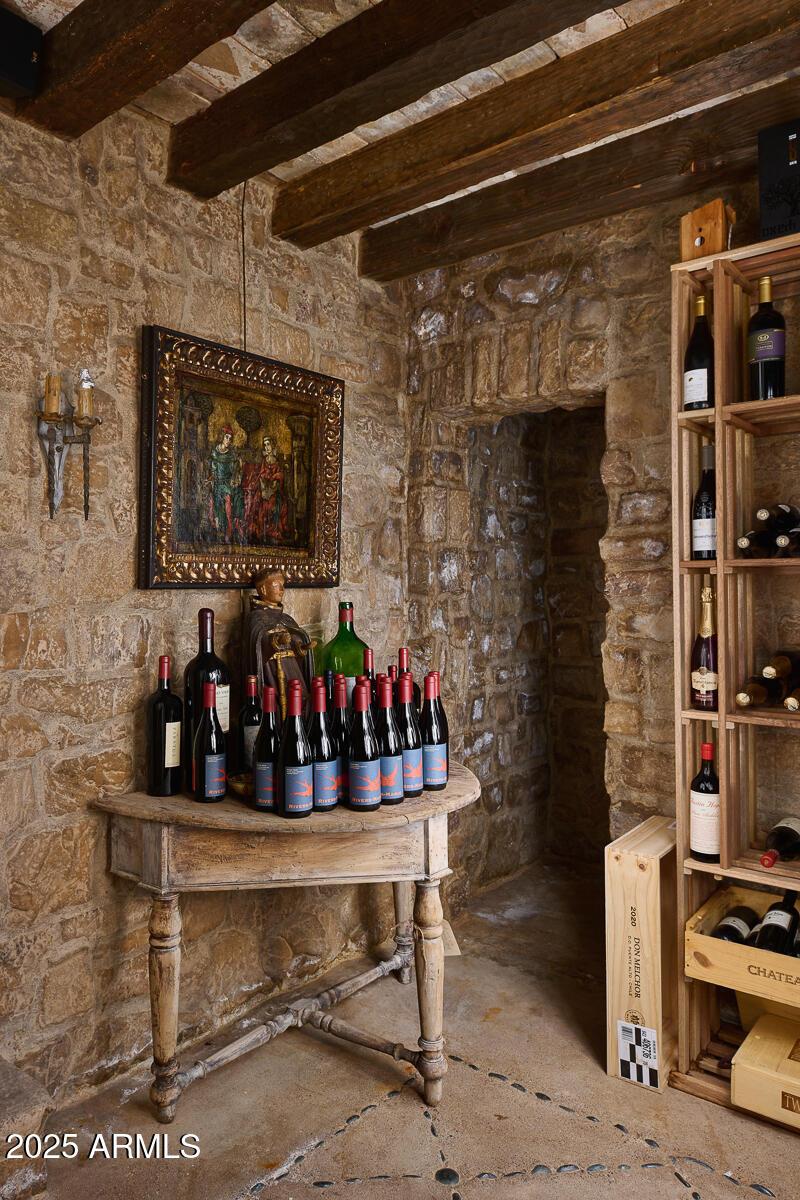 wineroomdetail