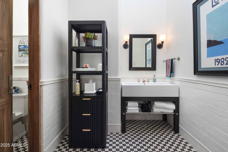 Guest Bath 2