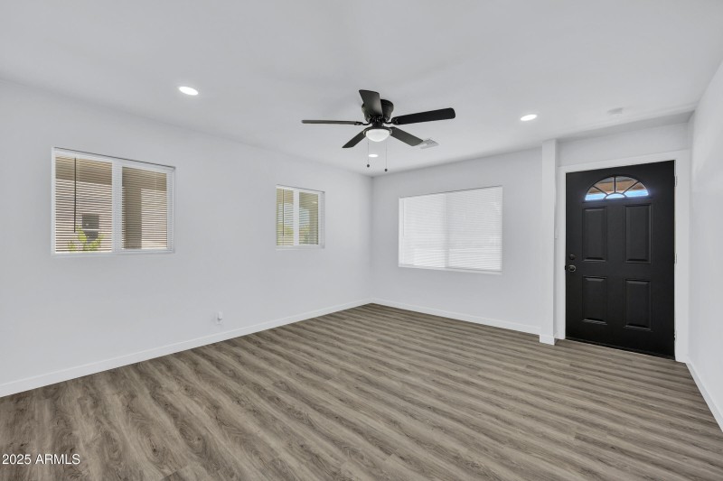 7602 E Thomas Rd-7