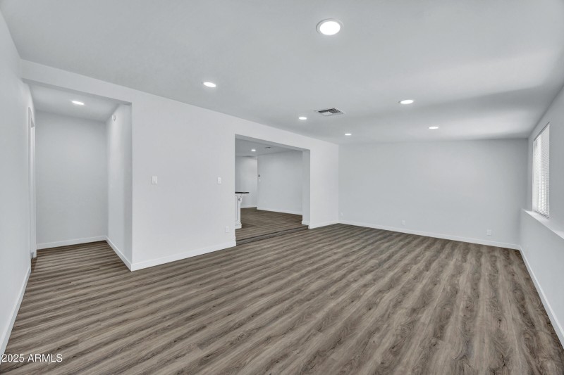 7602 E Thomas Rd-21