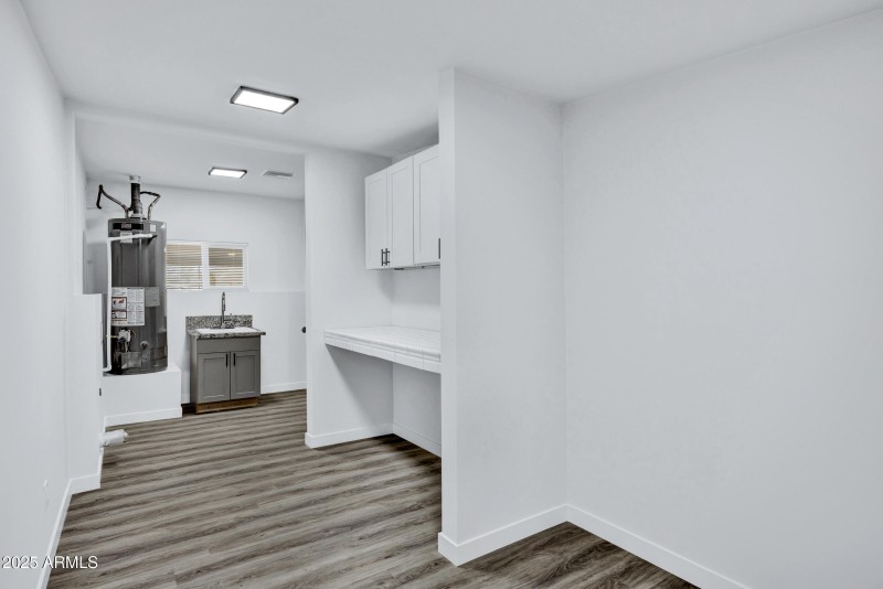 7602 E Thomas Rd-23