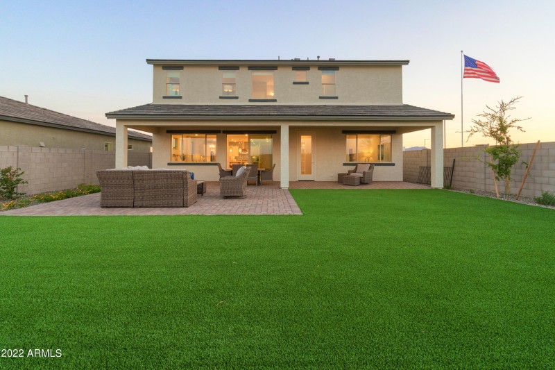 SAMPLE BACK YARD