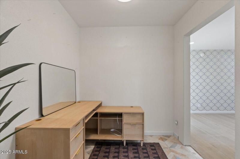 40-Bedroom 3 closet