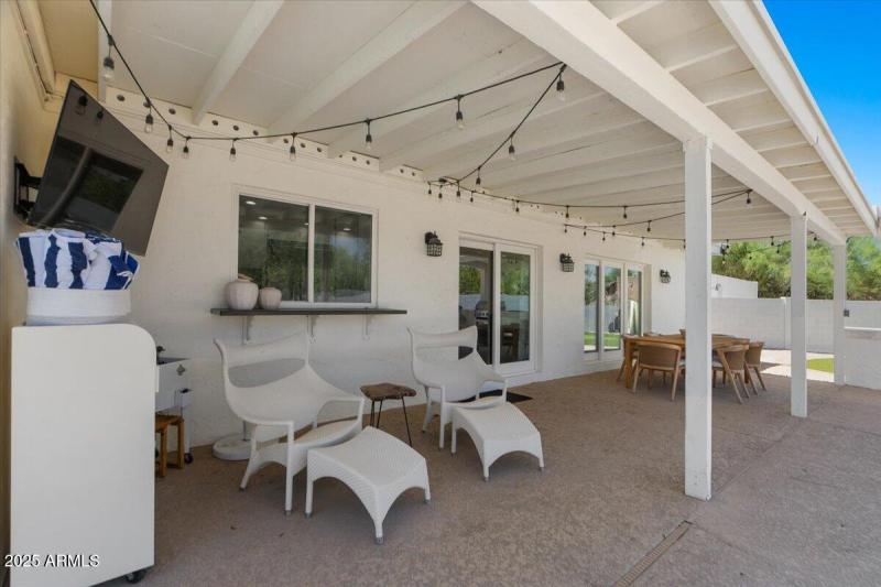 46-Back patio