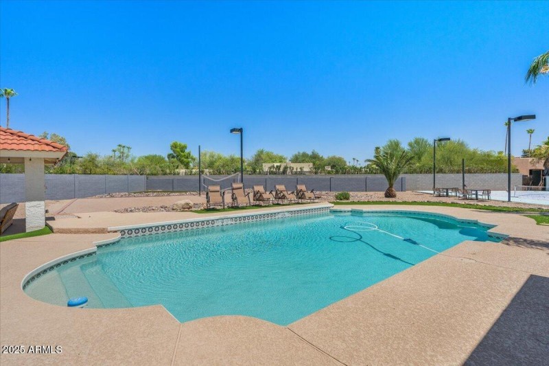 53-Pool