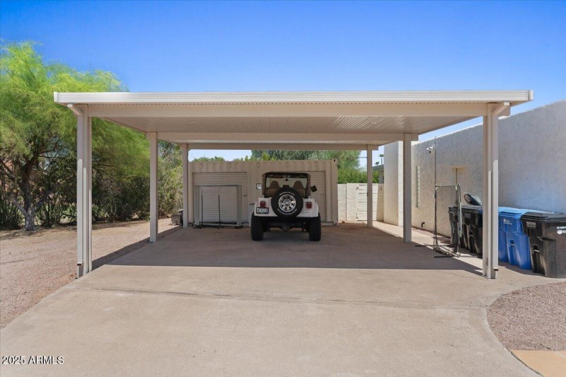 65-Carport