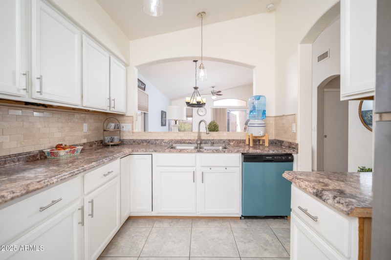 Kitchen_04