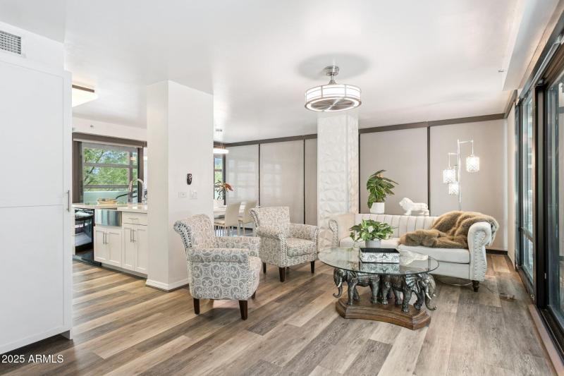 2-web-or-mls-4808-n-24th-st-unit-208