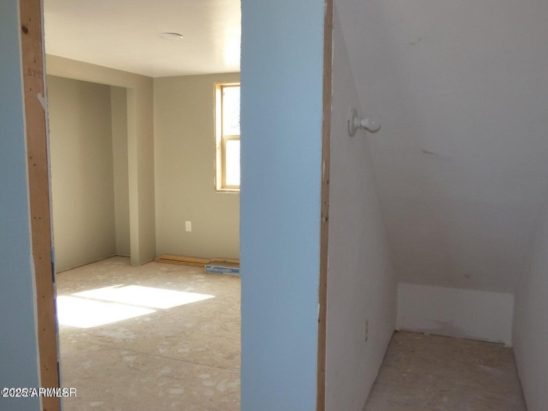 20250721023424640179000000-o