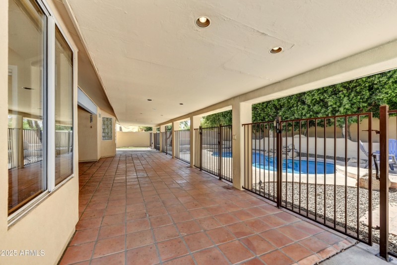 19-Patio III
