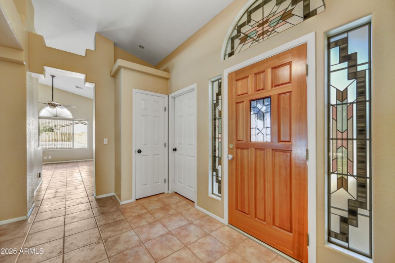 04-Foyer