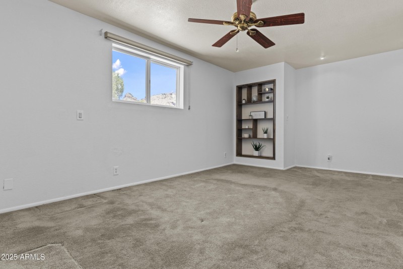 Master Bedroom Mountain View