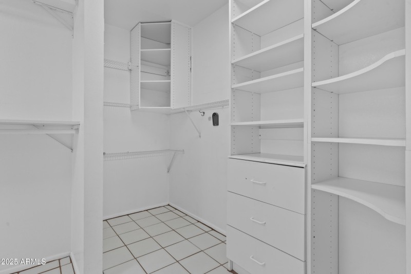 Walk-in Closet
