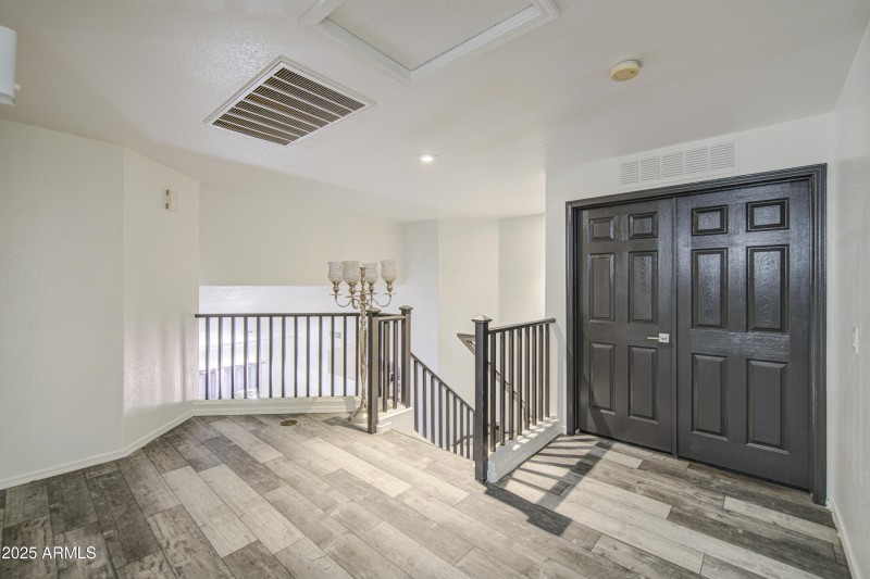 Loft 1