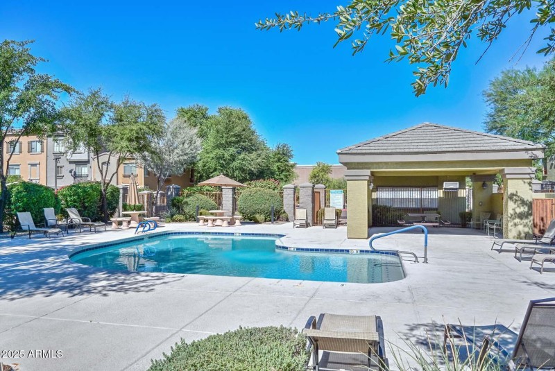 Community Pool-Ramada