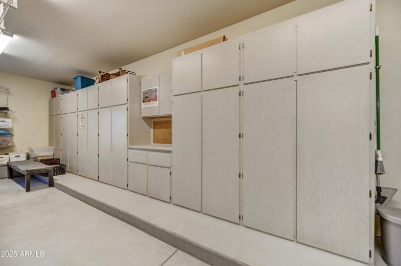 Garage Built Ins