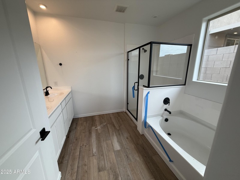 Primary bath