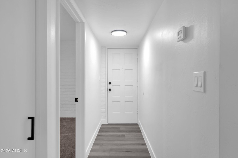 7-web-or-mls-3036-n-32nd-st-314