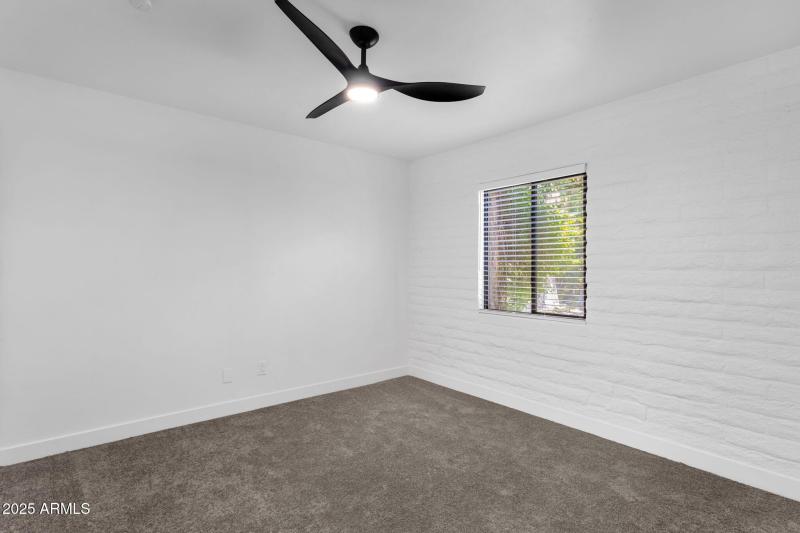 19-web-or-mls-3036-n-32nd-st-314